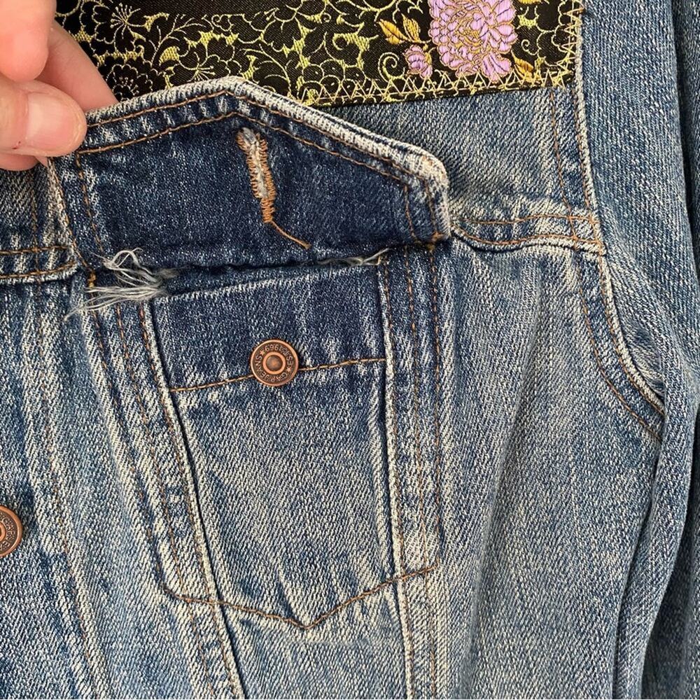 Vintage 90s Y2K Gap Asian Patchwork Denim Jean Jacket size small - Picture 6 of 8
